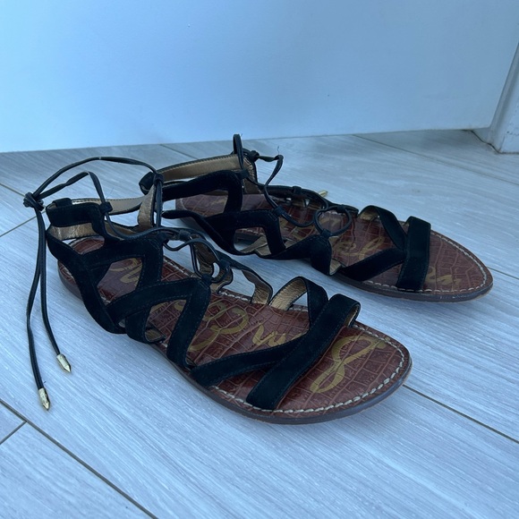 Sam Edelman Women’s Gemma Black Suede Gladiator Sandals, Size 8 - Picture 2 of 5